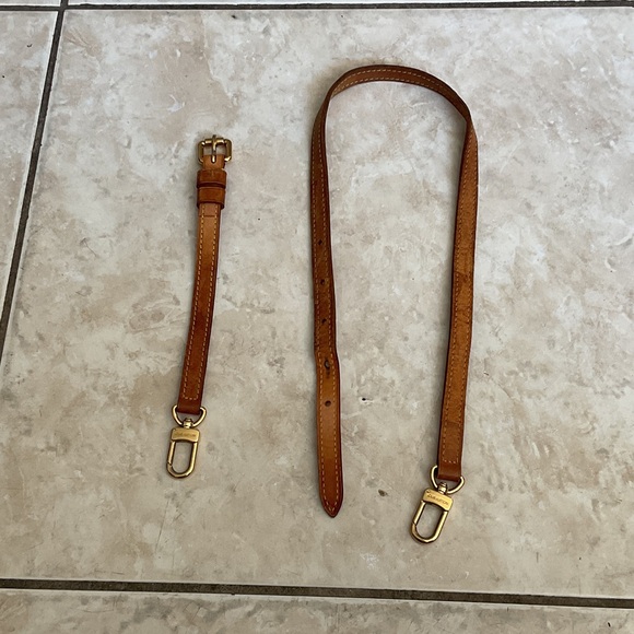 Louis Vuitton Accessories - Louis Vuitton Vachetta Leather Adjustable Strap in Tan Brown with Gold Hardware